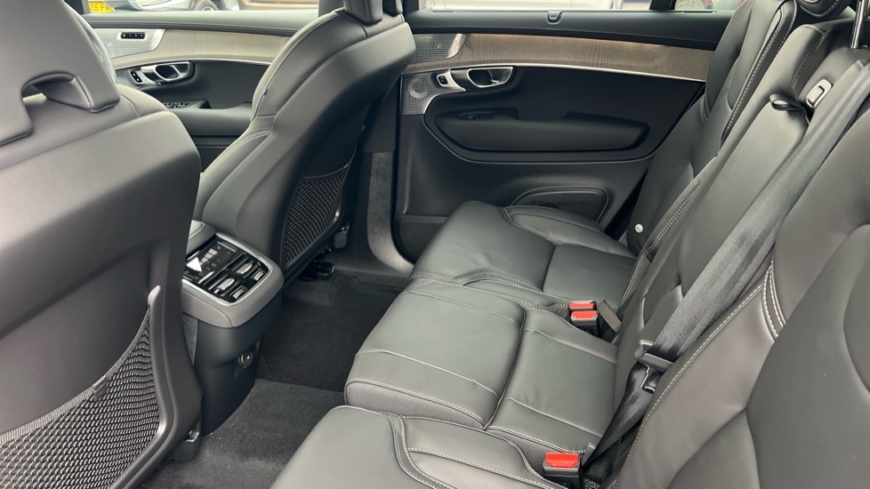 Used Volvo XC90 2025 for sale - 76140079: Photo 10