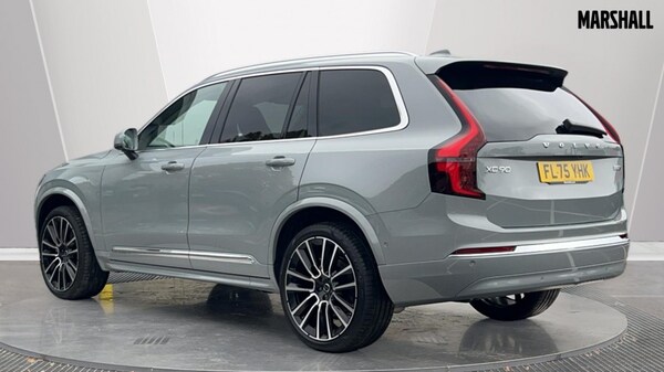 Used Volvo XC90 2025 for sale - 76140079: Photo 2
