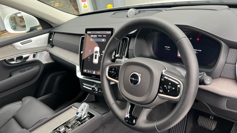 Used Volvo XC90 2025 for sale - 77706379: Photo 4