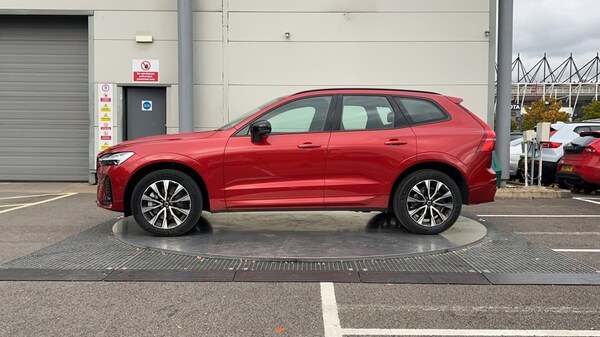 Used Volvo XC60 2025 for sale - 76172397: Photo 8