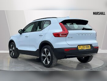 Used Volvo XC40 2025 for sale - 76033767: Photo 2