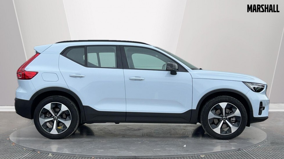 Used Volvo XC40 2025 for sale - 76033767: Photo 3