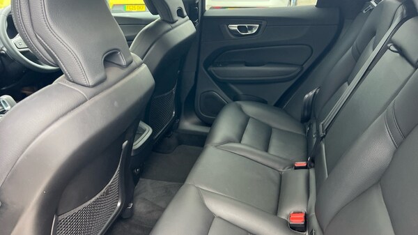 Used Volvo XC60 2022 for sale - 76203735: Photo 10