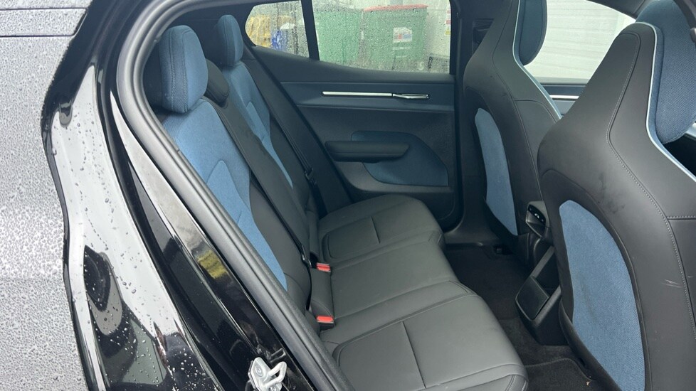 Used Volvo EX30 2025 for sale - 77346957: Photo 6