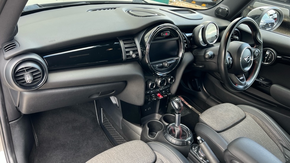 Used MINI Hatch 2016 for sale - 76328258: Photo 9