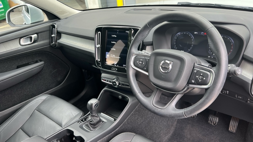 Used Volvo XC40 2021 for sale - 76112335: Photo 5