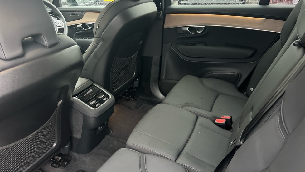 Used Volvo XC90 2025 for sale - 76915083: Photo 10