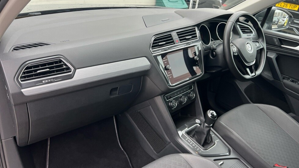 Used Volkswagen Tiguan 2019 for sale - 76977844: Photo 9