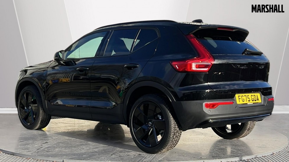 Used Volvo XC40 2025 for sale - 76874306: Photo 2