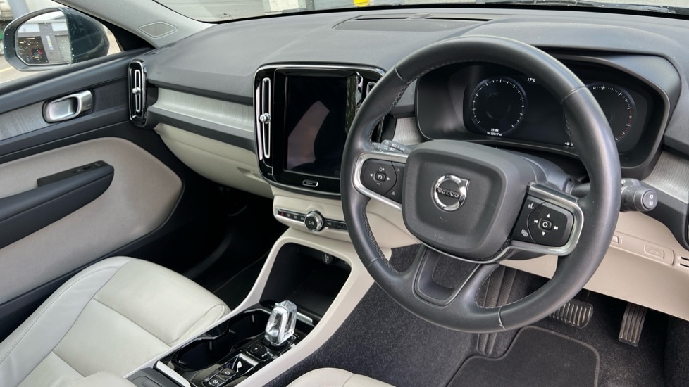 Used Volvo XC40 2021 for sale - 76124783: Photo 5