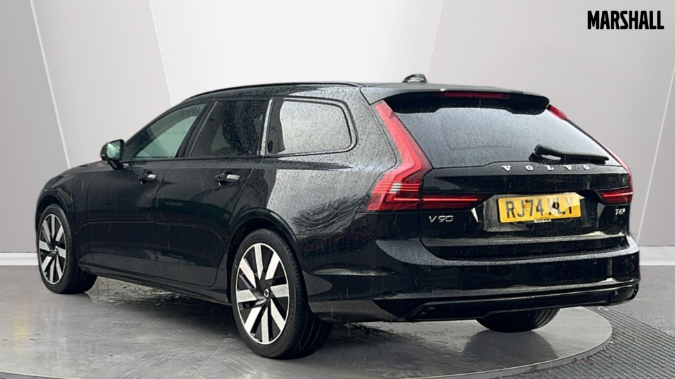 Used Volvo V90 2024 for sale - 76873073: Photo 2