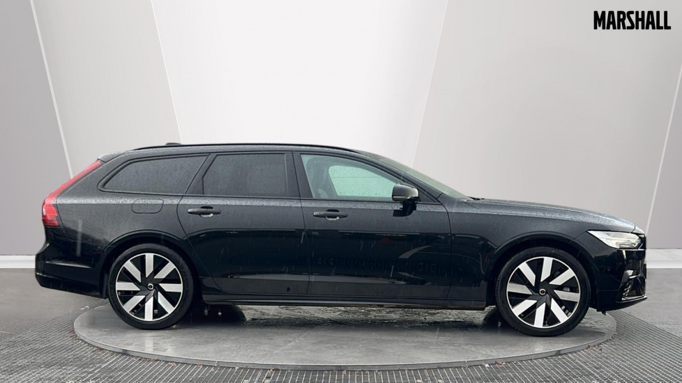 Used Volvo V90 2024 for sale - 76873073: Photo 3