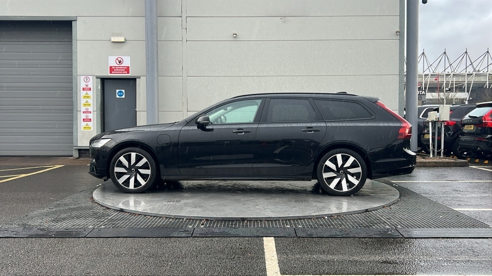 Used Volvo V90 2024 for sale - 76873073: Photo 8
