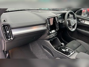 Used Volvo XC40 2025 for sale - 76874593: Photo