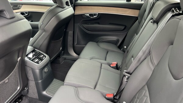 Used Volvo XC90 2024 for sale - 76203991: Photo 10