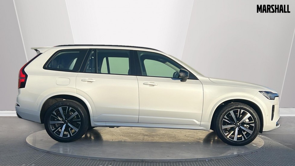 Used Volvo XC90 2025 for sale - 76872939: Photo 3