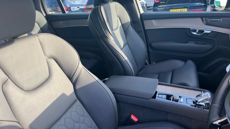 Used Volvo XC90 2025 for sale - 76872939: Photo 9