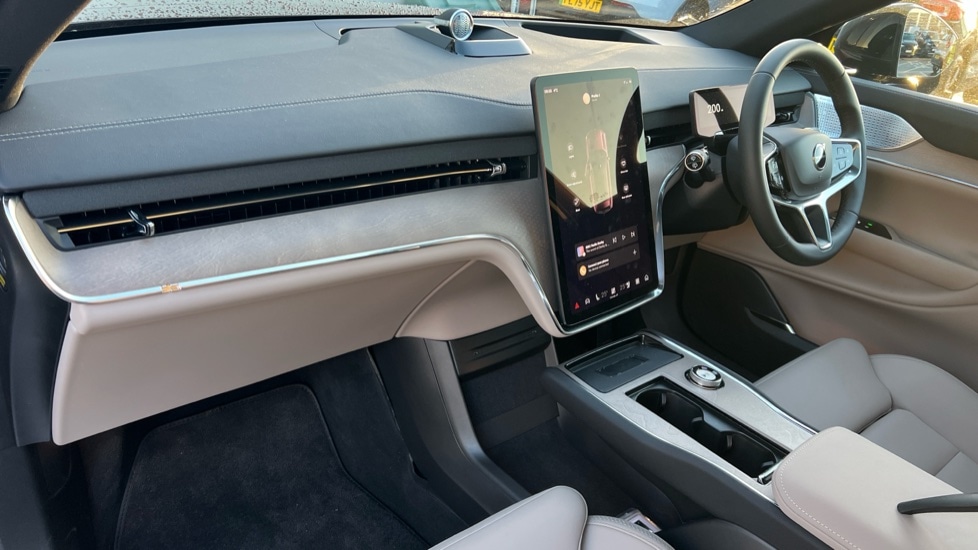 Used Volvo EX90 2025 for sale - 77145762: Photo 4