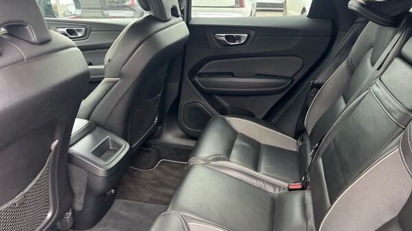 Used Volvo XC60 2019 for sale - 76116852: Photo 10