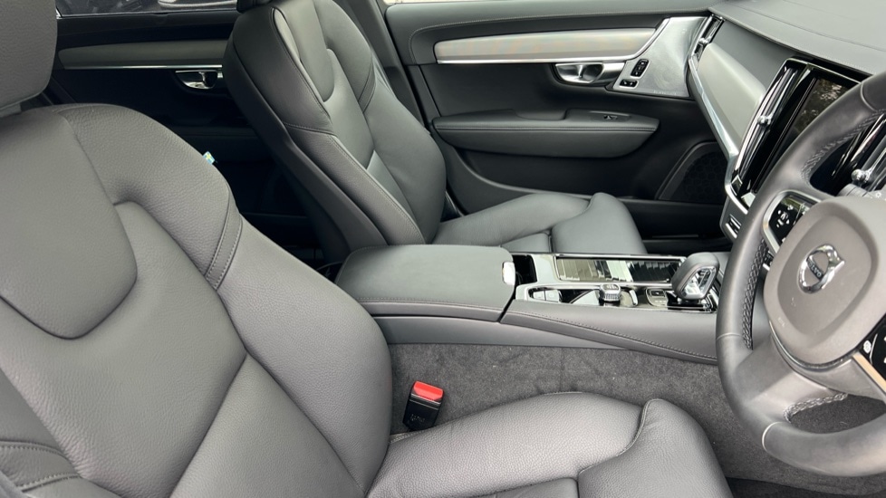Used Volvo V90 2024 for sale - 76869717: Photo 9