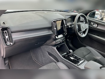 Used Volvo XC40 2022 for sale - 75481106: Photo