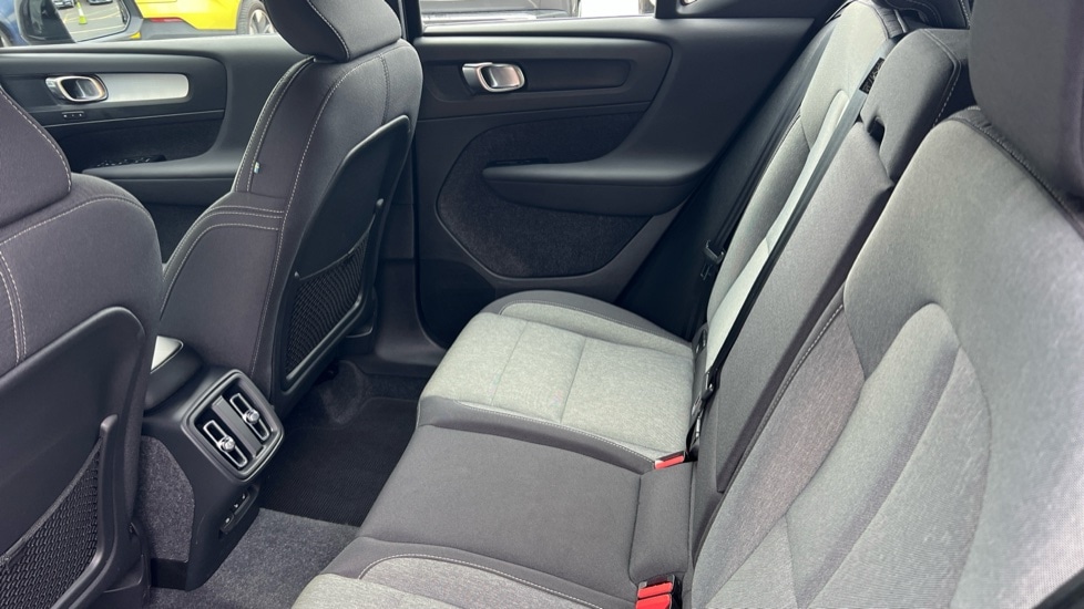 Used Volvo XC40 2023 for sale - 75943179: Photo 10