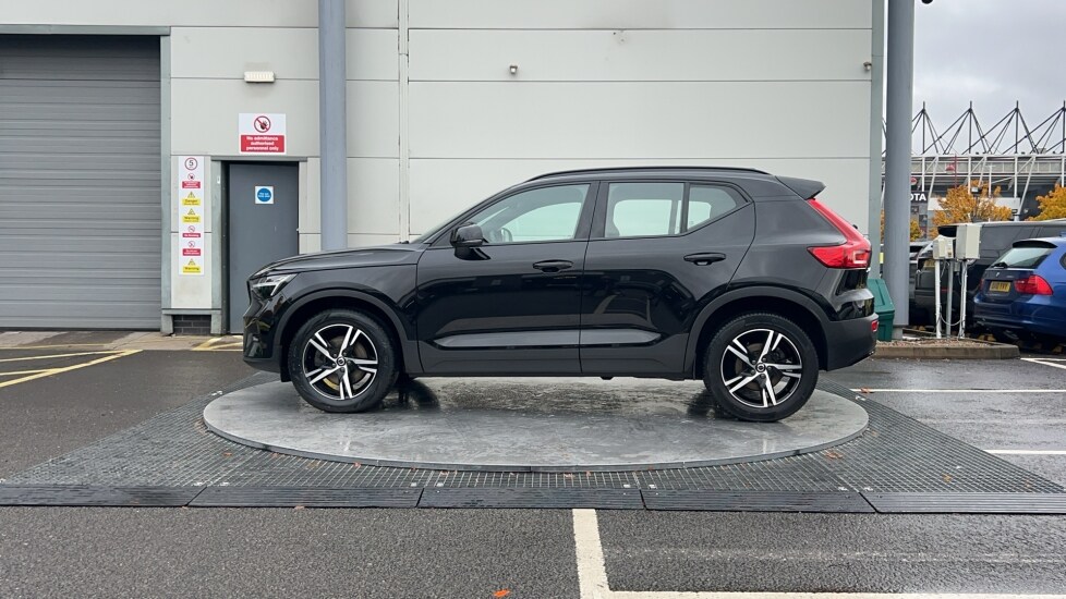 Used Volvo XC40 2023 for sale - 75943179: Photo 8