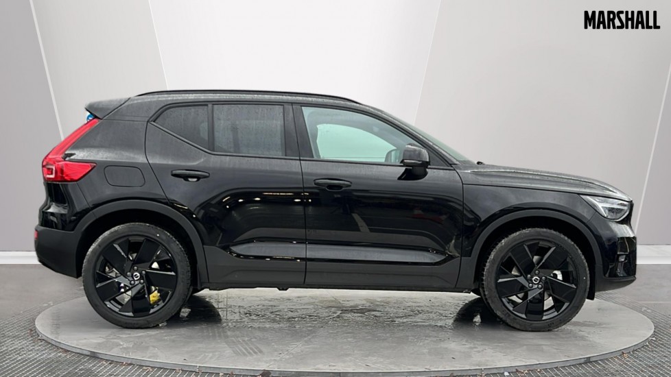 Used Volvo XC40 2025 for sale - 76874289: Photo 3