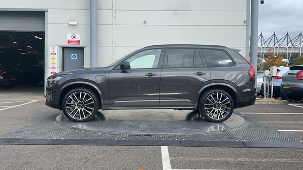Used Volvo XC90 2025 for sale - 76140108: Photo 8