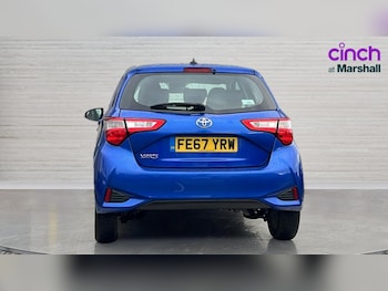 Used Toyota Yaris 2017 for sale - 77102621: Photo