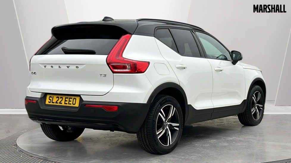 Used Volvo XC40 2022 for sale - 77638168: Photo 2