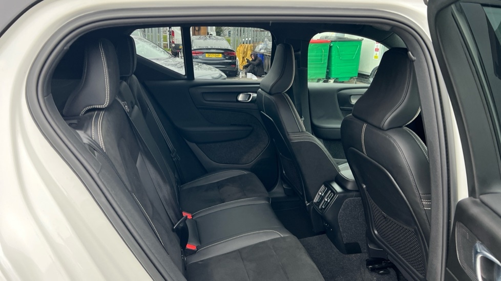 Used Volvo XC40 2022 for sale - 77638168: Photo 6