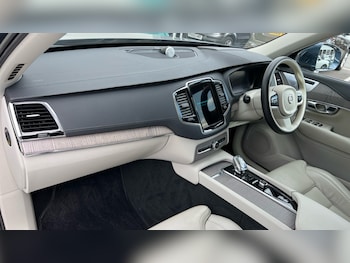 Used Volvo XC90 2022 for sale - 75709946: Photo