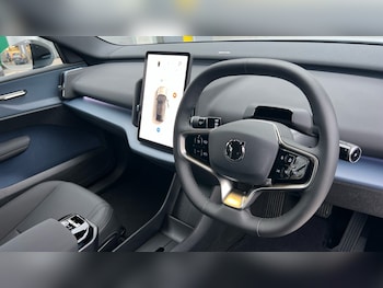 Used Volvo EX30 2025 for sale - 77333181: Photo