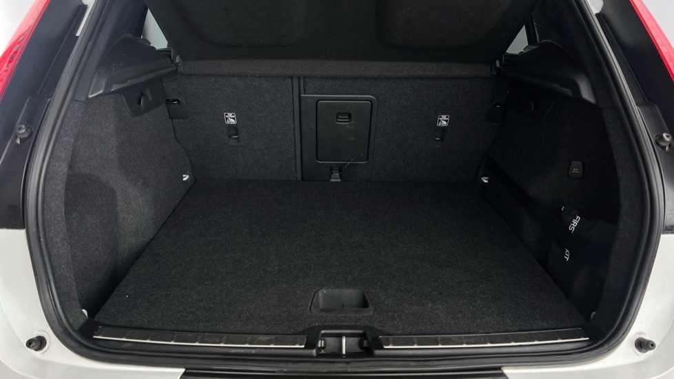 Used Volvo XC40 2020 for sale - 77373057: Photo 5