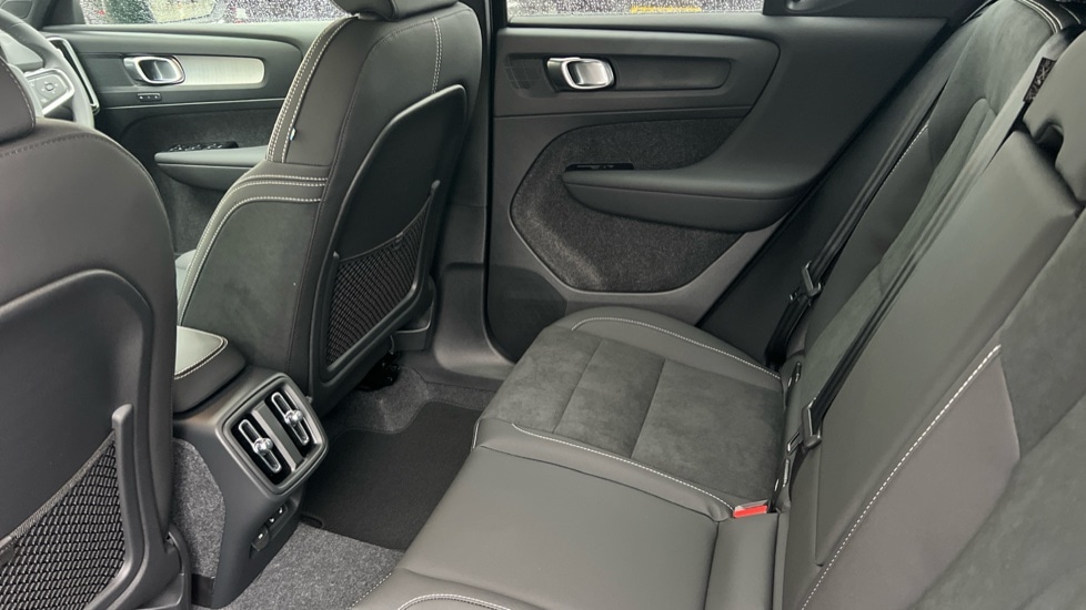 Used Volvo XC40 2025 for sale - 76874590: Photo 10