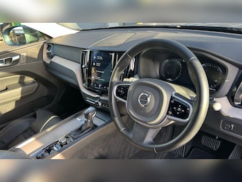 Used Volvo XC60 2020 for sale - 77470763: Photo