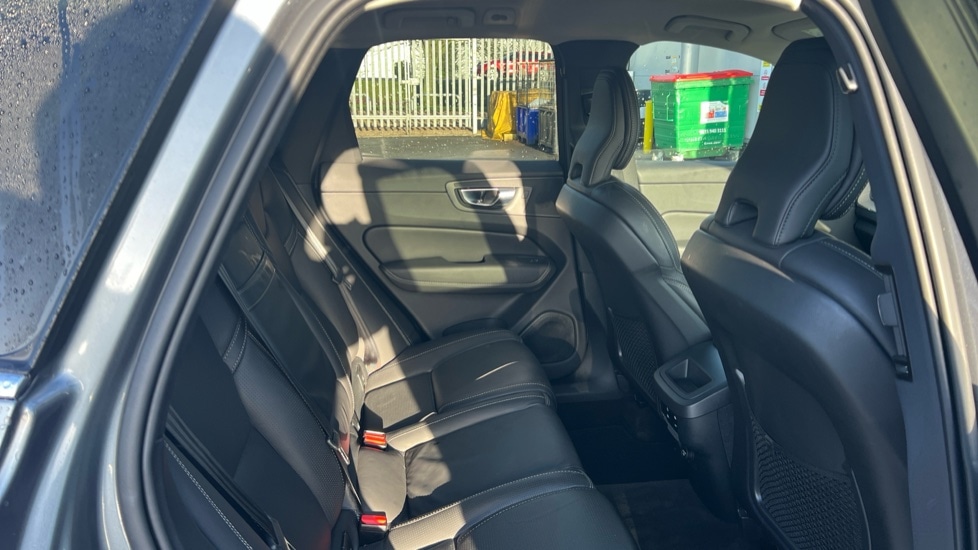Used Volvo XC60 2020 for sale - 77470763: Photo 6