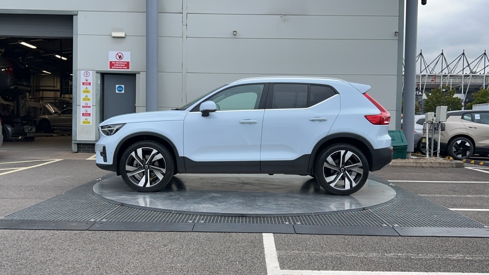 Used Volvo XC40 2024 for sale - 76871511: Photo 8