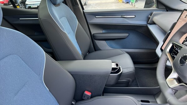 Used Volvo EX30 2025 for sale - 75481079: Photo 9