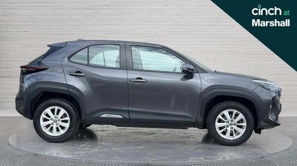 Used Toyota Yaris Cross 2021 for sale - 76208827: Photo 2