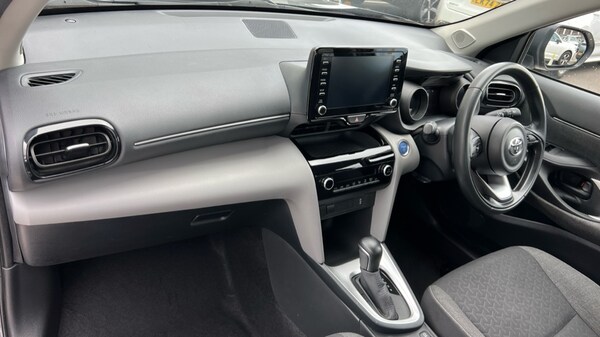 Used Toyota Yaris Cross 2021 for sale - 76208827: Photo 9