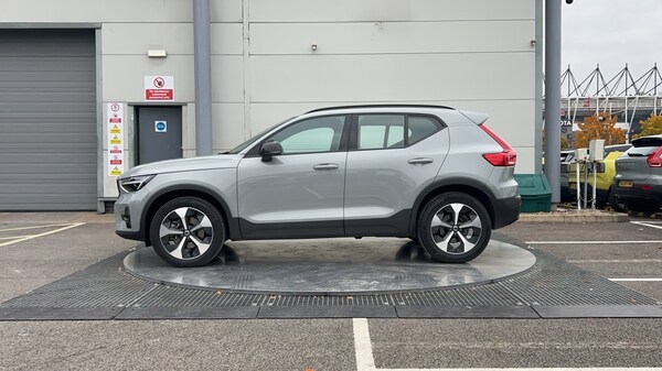Used Volvo XC40 2025 for sale - 76203785: Photo 8