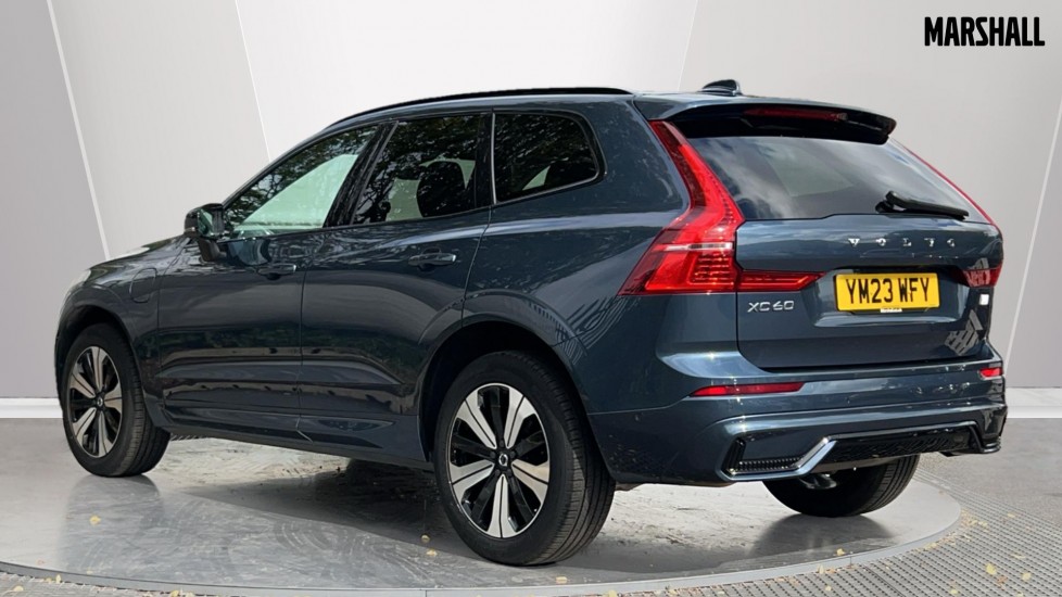 Used Volvo XC60 2023 for sale - 76494045: Photo 2