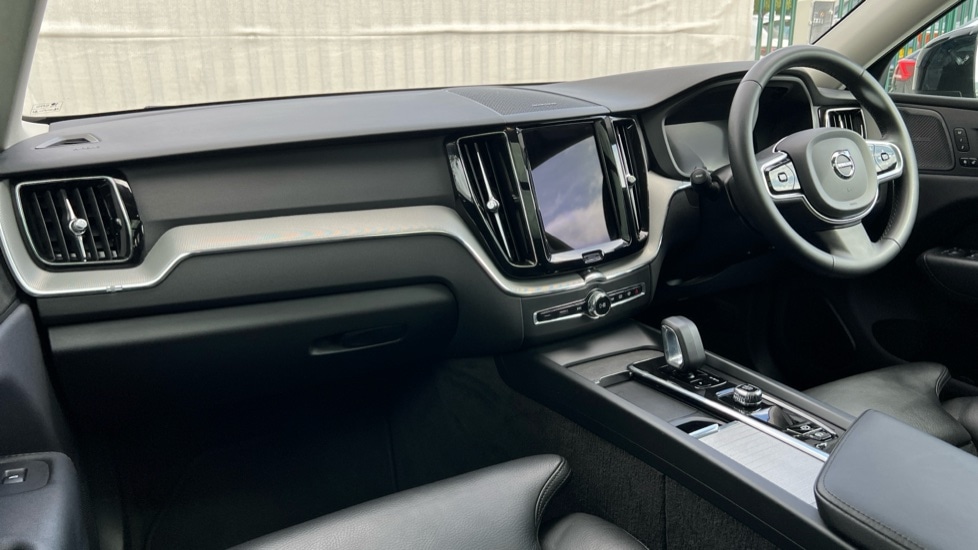 Used Volvo XC60 2023 for sale - 76494045: Photo 4