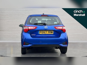 Used Toyota Yaris 2017 for sale - 76587053: Photo