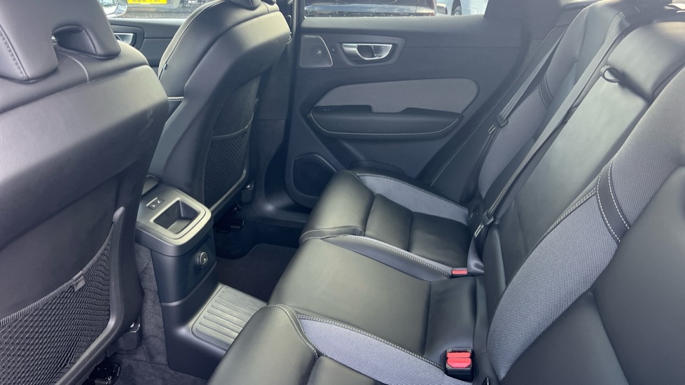 Used Volvo XC60 2023 for sale - 76874387: Photo 10