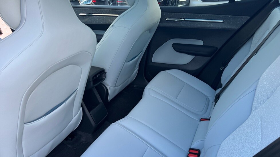 Used Volvo EX30 2025 for sale - 77353700: Photo 10