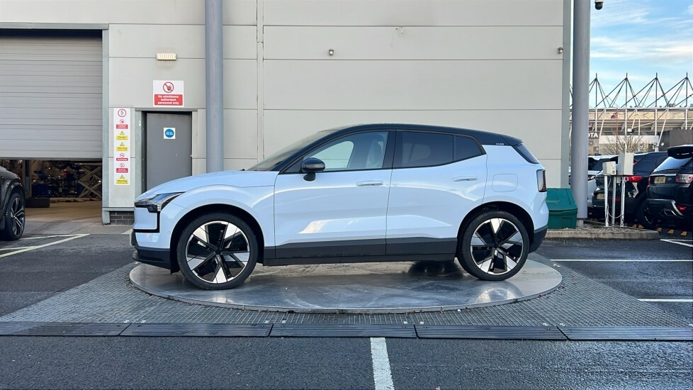 Used Volvo EX30 2025 for sale - 77353700: Photo 8