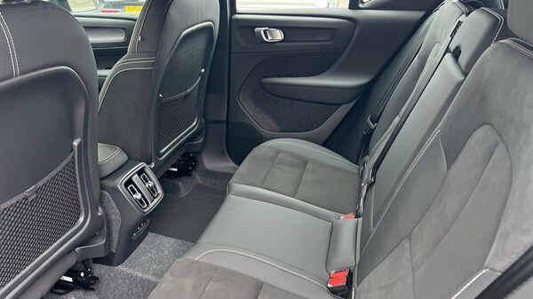 Used Volvo XC40 2025 for sale - 76172330: Photo 10
